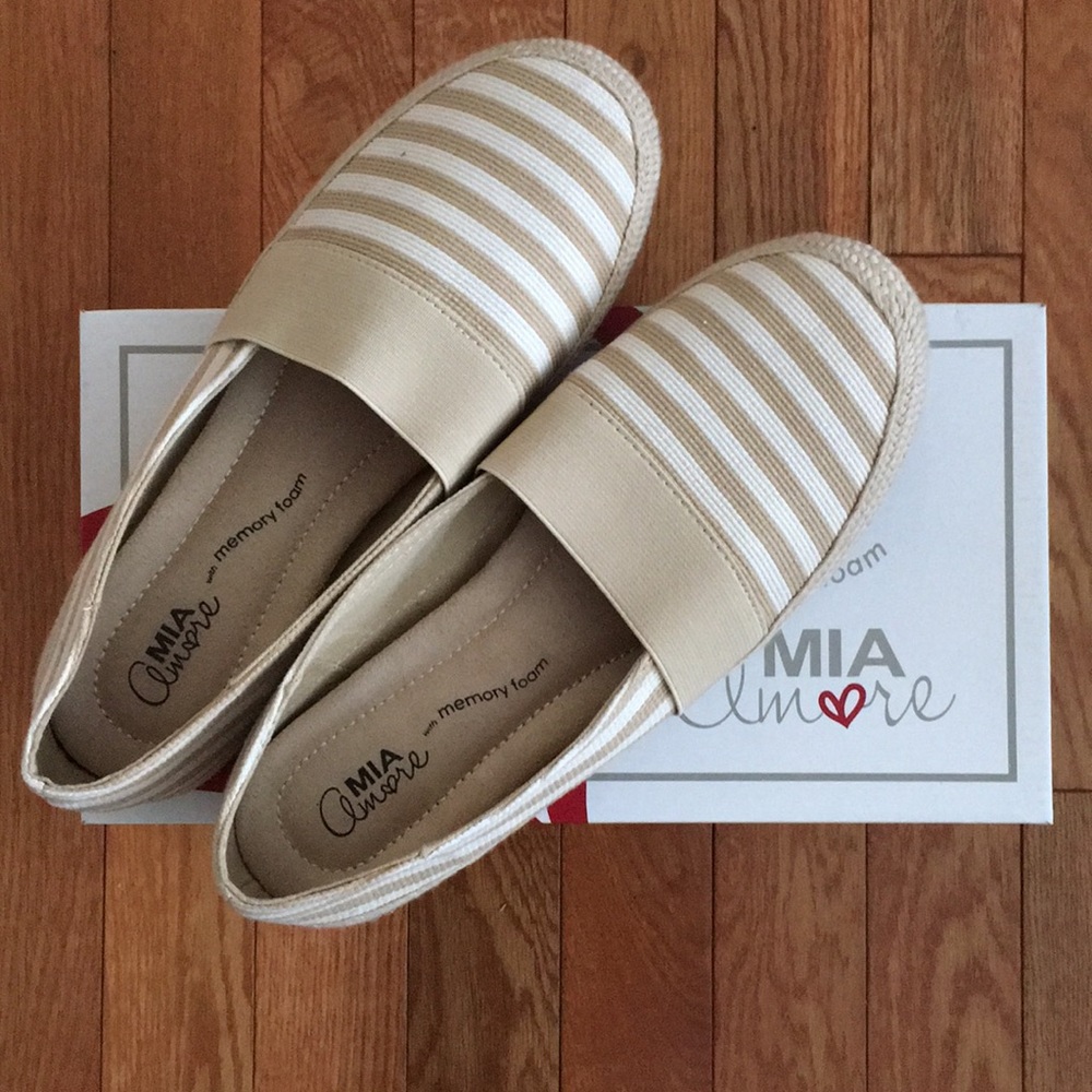BNIB MIA Fabbriolla Espadrille Natural StripeSz 9M
